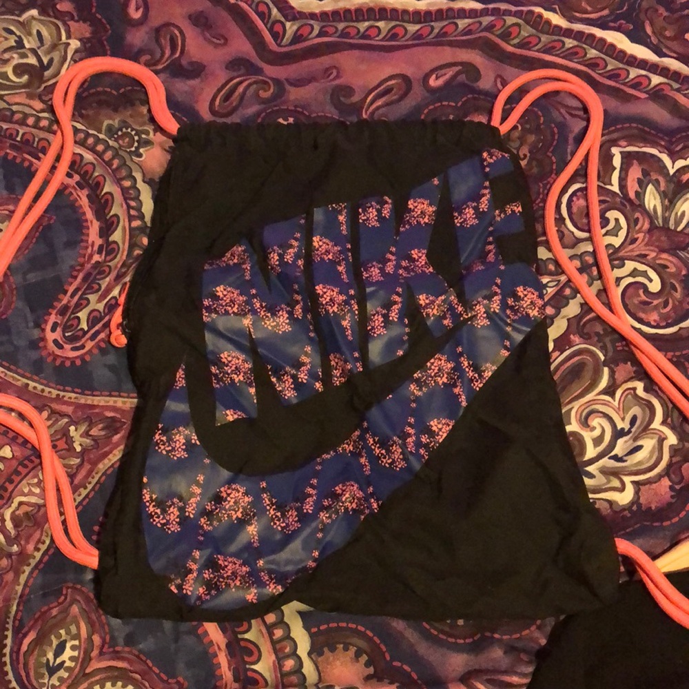 Nike draw string bag
